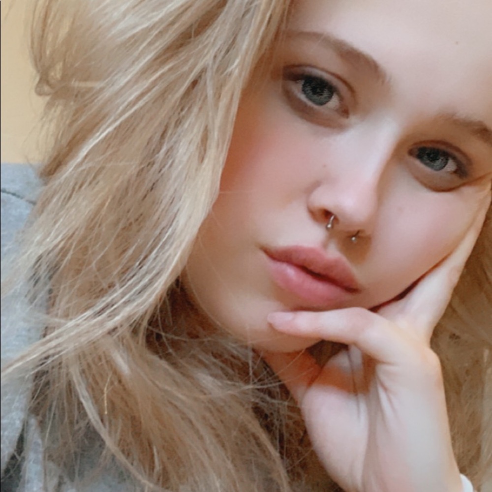Meet your Posher, Noelle